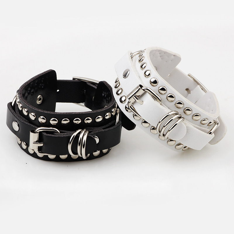 Women'S Emo Accessories - Goth สายรัดข้อมือหนังสีดําสร้อยข้อมือ Gothic Punk สร้อยข้อมือผู้หญิงผู้ชาย Spikes