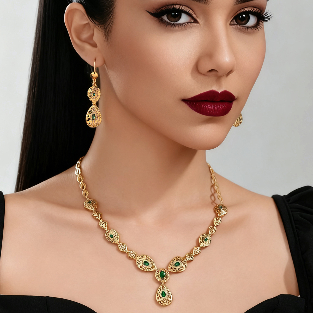 Women Accessories Dubai - ชุดเครื่องประดับทองคำ 9999 ดีไซน์หยดน้ำ - ชุดเครื่องประดับเจ้าสาวสไตล์ตะวันออกกลาง ดูไบ