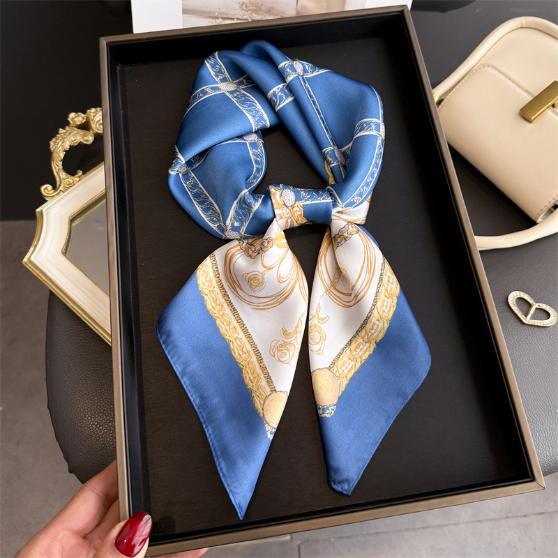 ผ้าพันคอไหมพิมพ์ลายโซ่สีน้ำเงิ - Silk Scarf Square บทวิจารณ์และราคา